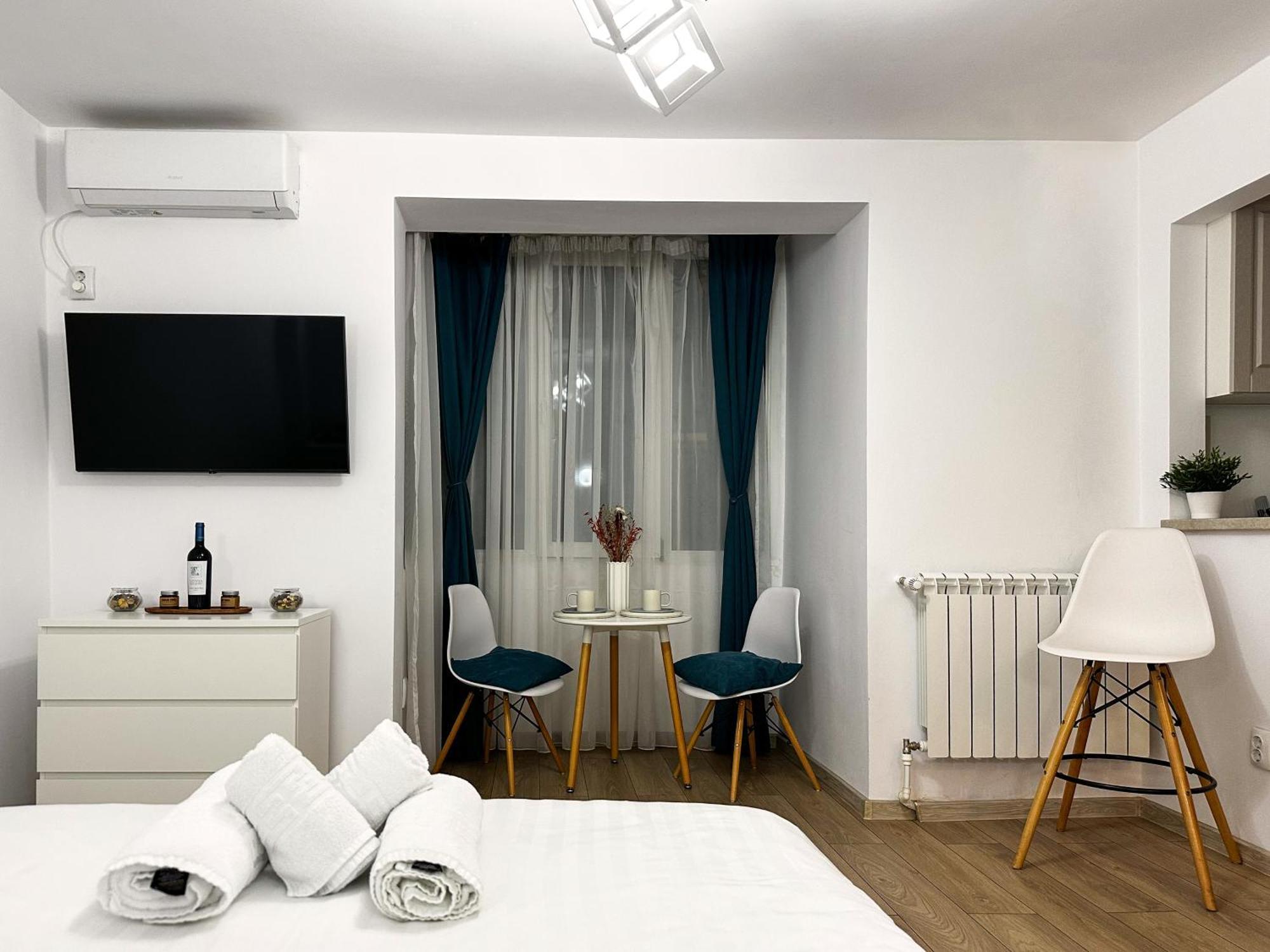 Superior One Bedroom Apartment Unirii Square Bukarest Exteriör bild